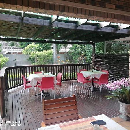 Duneside Guest House Ричардс-Бей Экстерьер фото