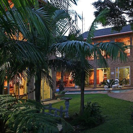 Duneside Guest House Ричардс-Бей Экстерьер фото